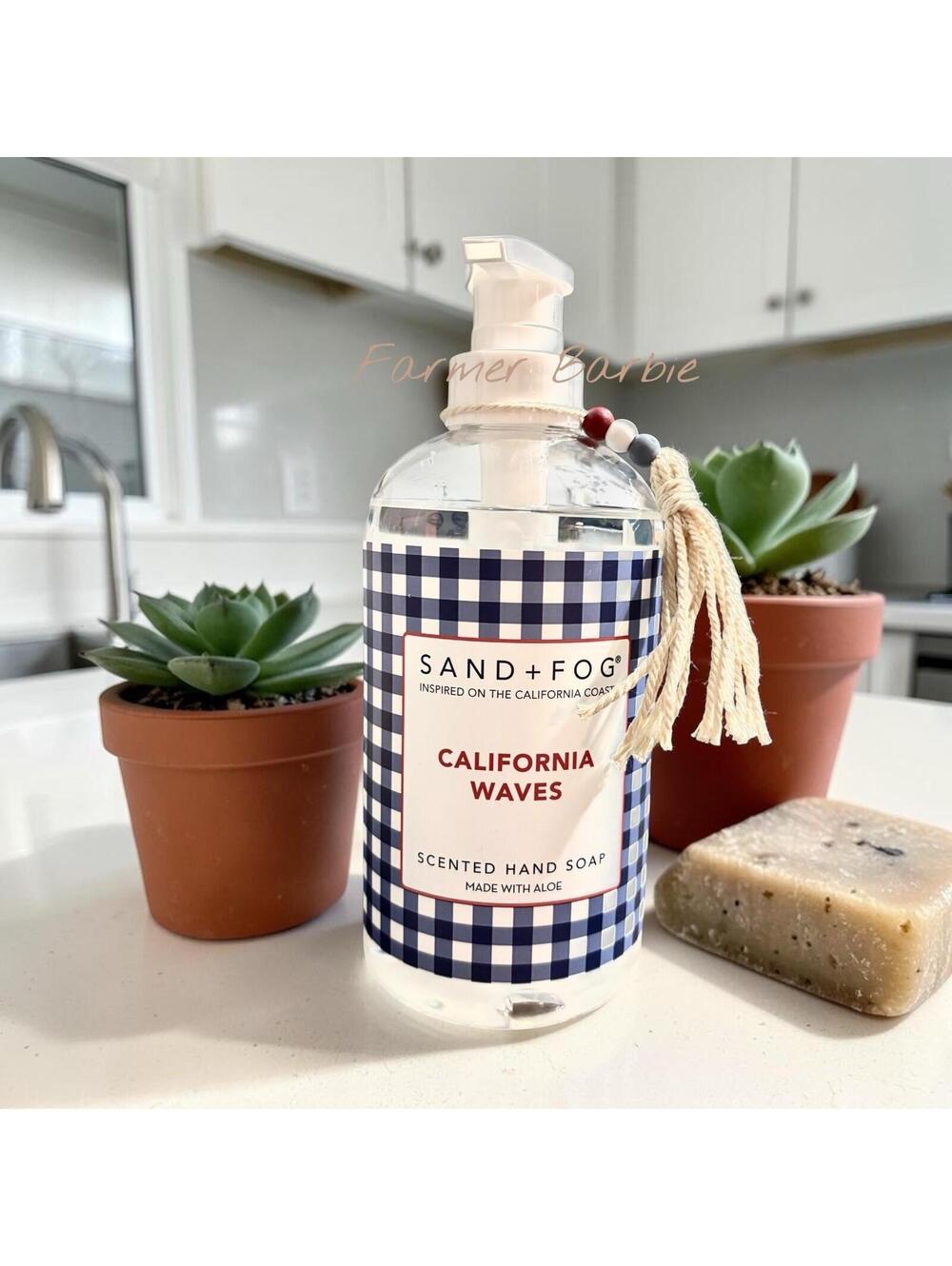 Sand + Fog California Waves Scented Hand Soap W/ Aloe, 20oz New - Picture 1 of 2